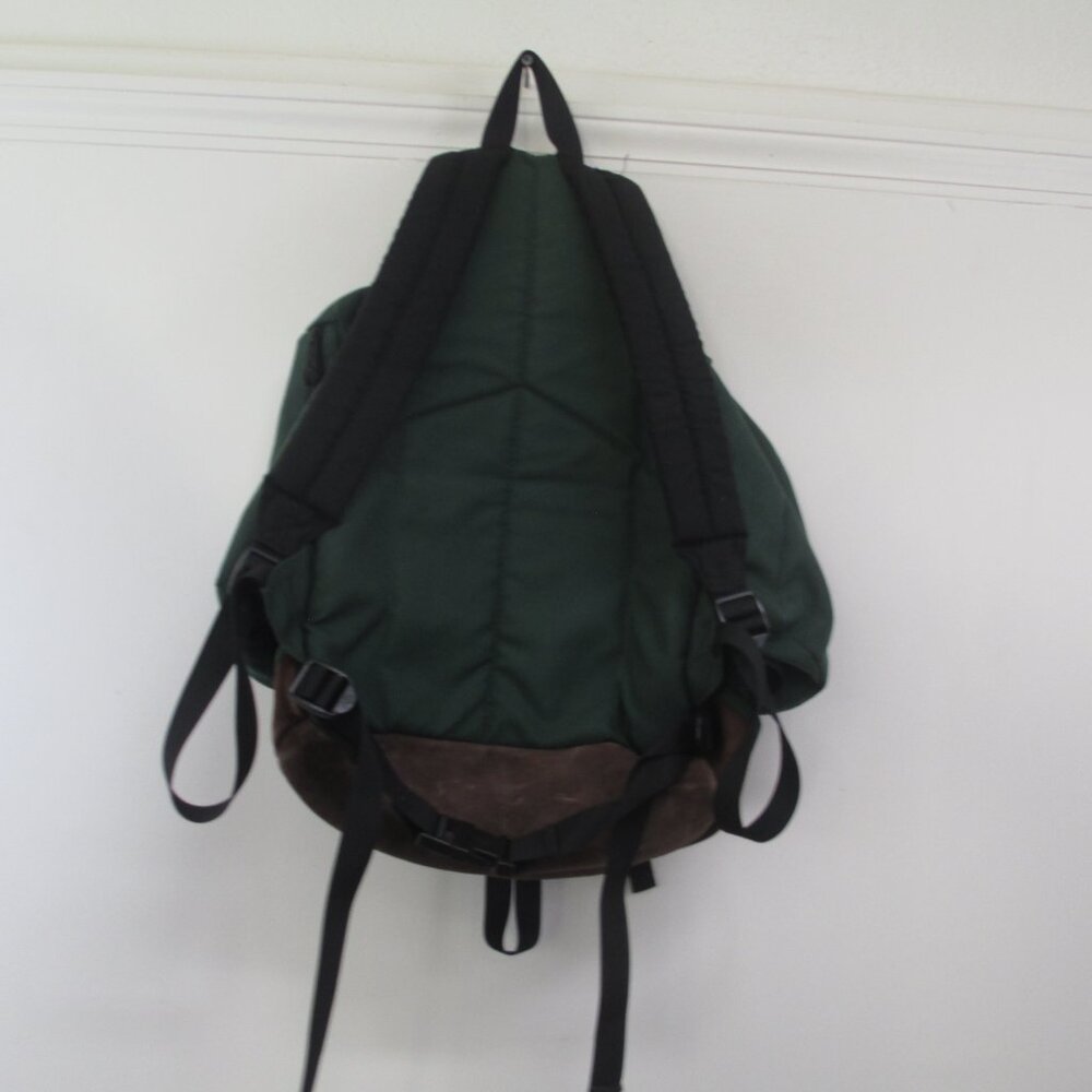 RARE Vintage Eddie Bauer Leather Bottom Backpack Rucksak Green Canvas 25L Day - Picture 4 of 8